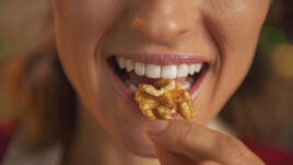 5 причини да изяждате по шепа орехи на ден