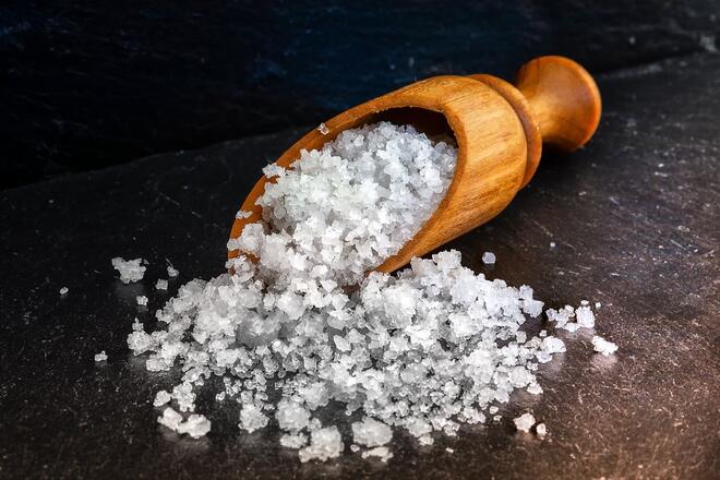 Четвъртъчата сол, която пази от уроки и нещастия: Как да я приготвим?