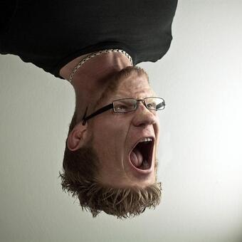 Някой ако иска да се наеме да илюстрира по-добре първата половина от понеделника. Ние не можем :D