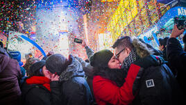 2014-та: най-подходящата година за целуване 