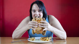 Гладна и дебела, или синдромът на лакомията