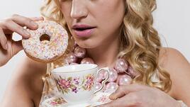 Как да облекчим стомаха след празничното преяждане?
