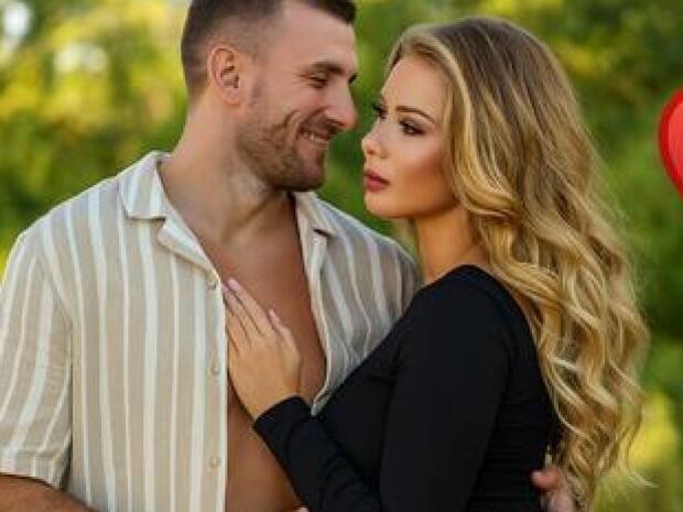 Кристина и Виктор от "Ергенът: Любов в рая" се разделиха
