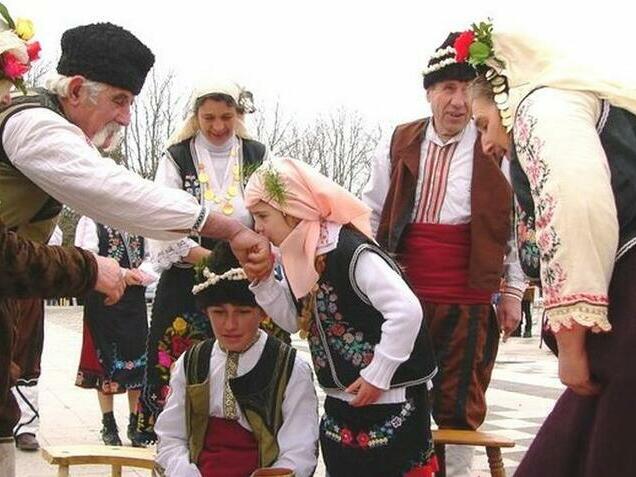 Сирни Заговезни е! Какви са обичаите