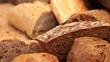 Диетолог обясни защо не бива да се яде бял хляб и с какъв да го заменим