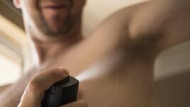 Дерматолози: сменяйте своя дезодорант на всеки шест месеца
