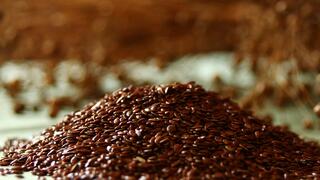 Лененото семе: За кого и за какво е полезно и как да го приемаме