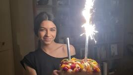 След смъртта на Малък Тошко: Дъщеря му се изнася от България